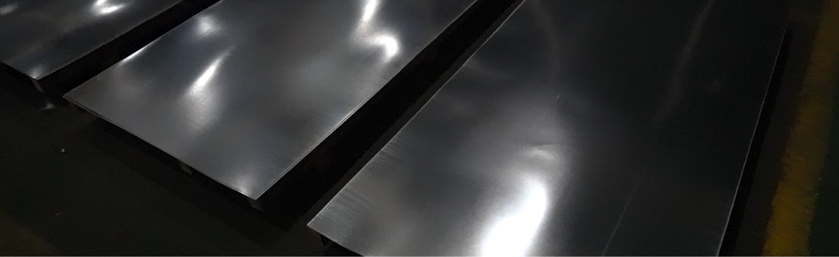 Why Galvanized Steel Plates Are the Top Choice of Indonesian Contractors