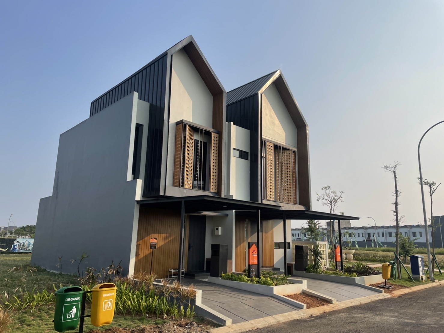 The Signature Cluster Moderland Jakarta